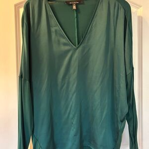 White House Black Market emerald green V-Neck Blouse